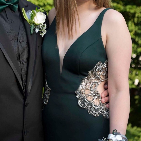 Dresses & Skirts - Prom dress